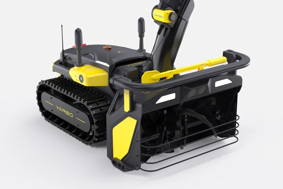 Yarbo Y40 Snow Blower Gen 2 — detail crop from the cited public reference image.